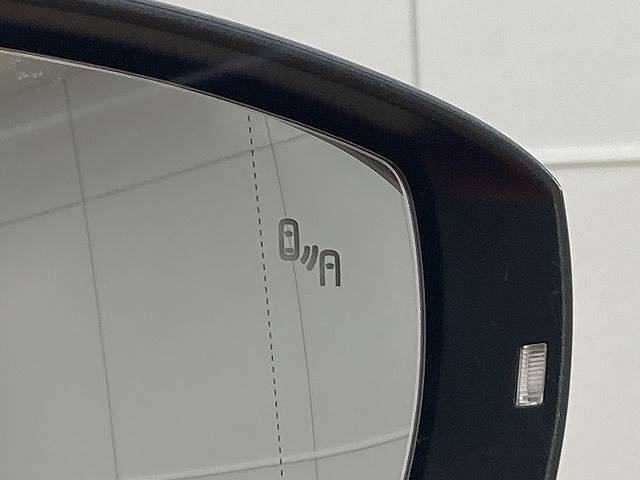 VOLKSWAGEN T-CROSS 2020 Image 31