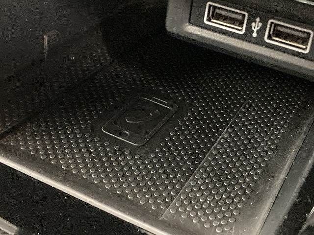 VOLKSWAGEN T-CROSS 2020 Image 31