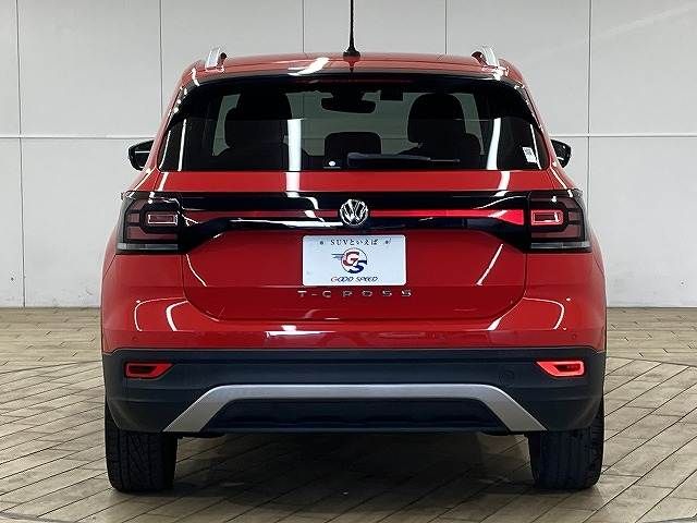 VOLKSWAGEN T-CROSS 2020 Image 31