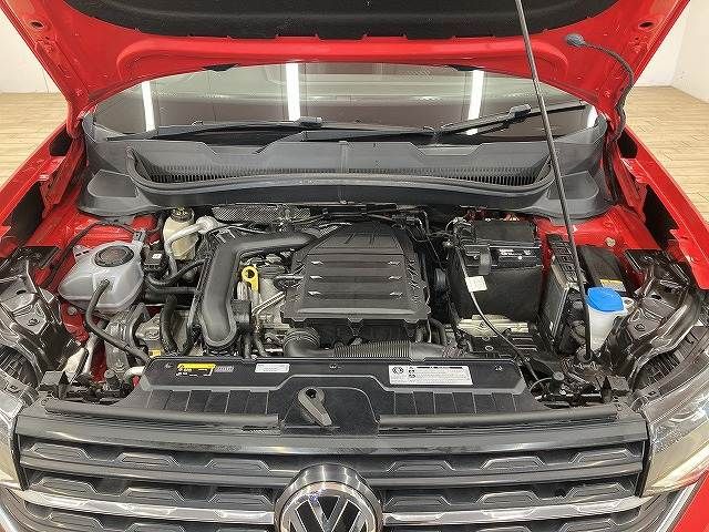 VOLKSWAGEN T-CROSS 2020 Image 31