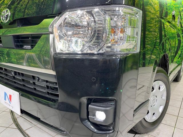 TOYOTA HIACE VAN 4WD 2025 Image 31