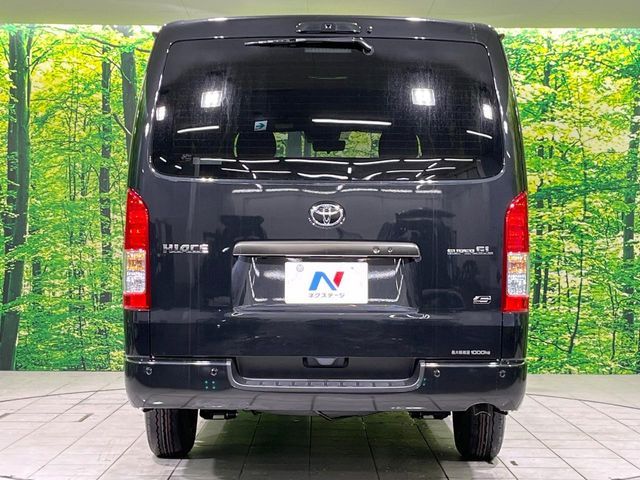 TOYOTA HIACE VAN 4WD 2025 Image 31