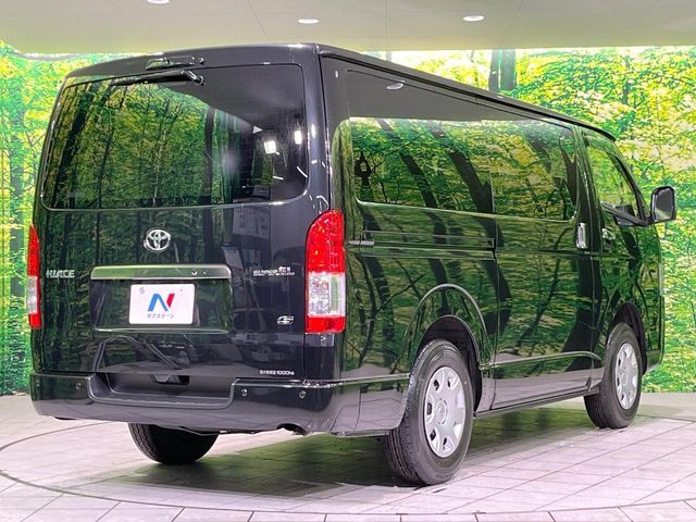 TOYOTA HIACE VAN 4WD 2025 Image 31