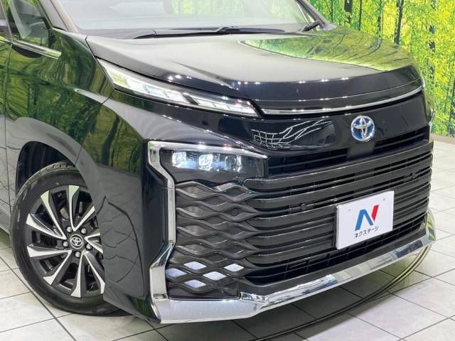 TOYOTA VOXY HYBRID 2022 Image 31
