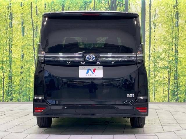 TOYOTA VOXY HYBRID 2022 Image 31
