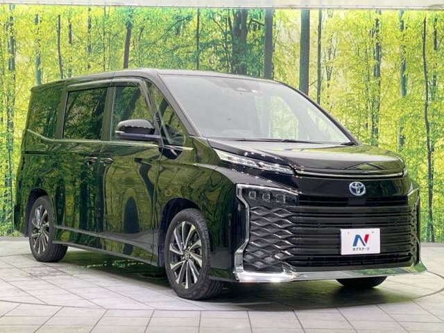 TOYOTA VOXY HYBRID 2022 Image 31