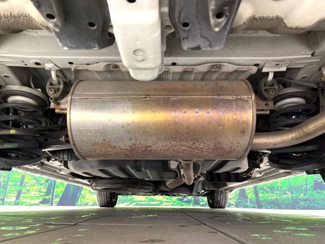 TOYOTA VOXY 2013 Image 31