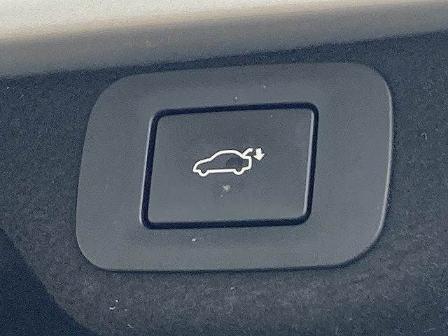 TOYOTA LEXUS ES300H 2019 Image 31