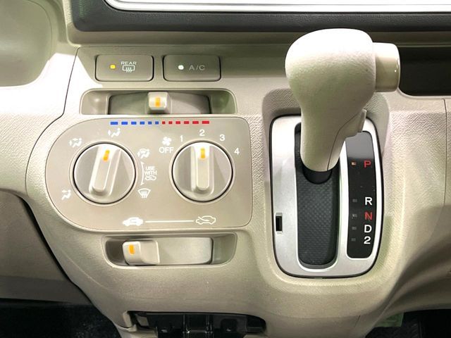 HONDA LIFE 2011 Image 31