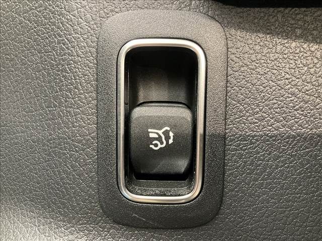 MERCEDES BENZ GLA CL 2020 Image 31