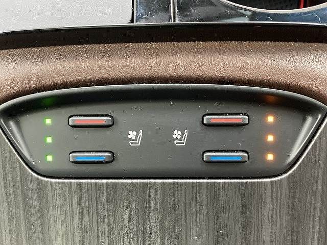 TOYOTA HARRIER 2WD 2020 Image 31