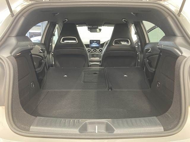 MERCEDES BENZ A CLAS 2018 Image 31