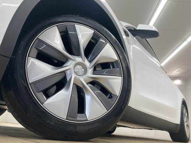 TESLA MODEL Y 2022 Image 31