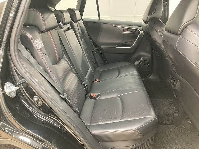 TOYOTA RAV4 PHV 2020 Image 31