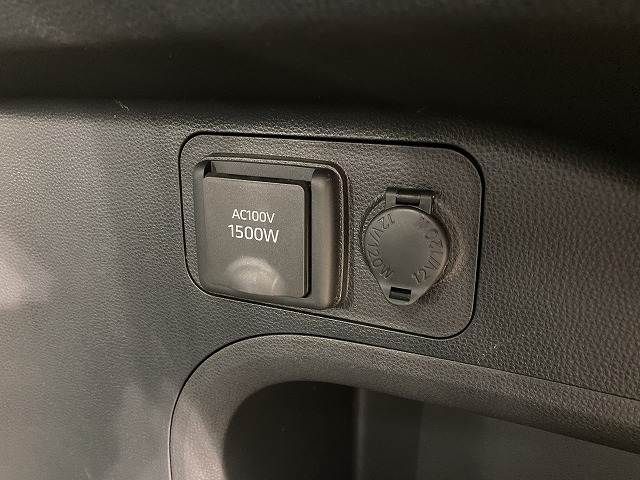 TOYOTA RAV4 PHV 2020 Image 31