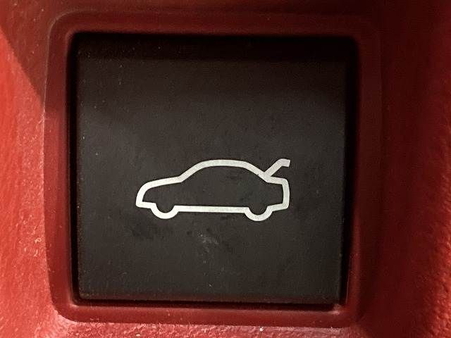 TOYOTA LEXUS IS300H 2021 Image 31