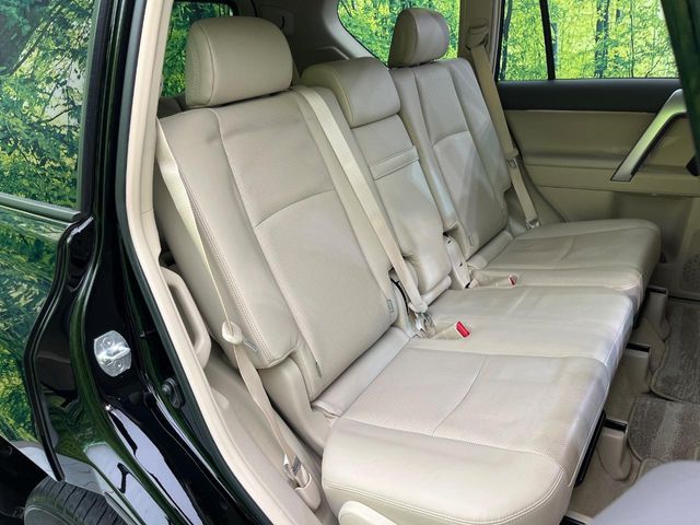 TOYOTA LANDCRUISER PRADO 2023 Image 31