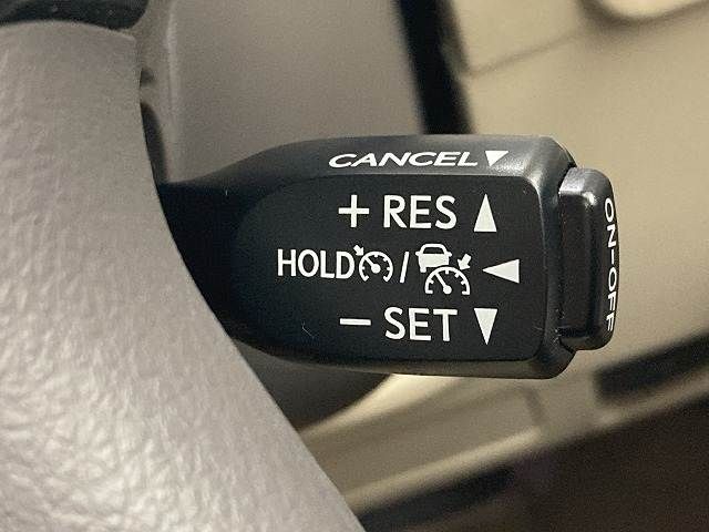 TOYOTA LANDCRUISER PRADO 2022 Image 31