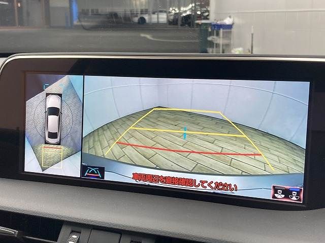 TOYOTA LEXUS ES300H 2019 Image 31