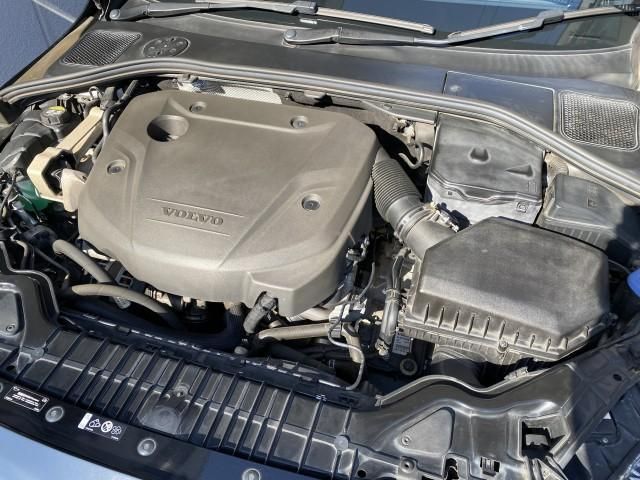 VOLVO V60 2016 Image 31