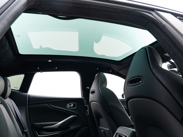 ASTON MARTIN SUV 2023 Image 31