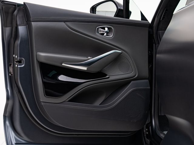 ASTON MARTIN SUV 2023 Image 31