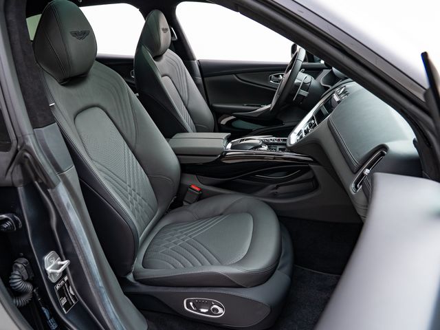 ASTON MARTIN SUV 2023 Image 31