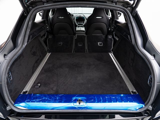 ASTON MARTIN SUV 2023 Image 31