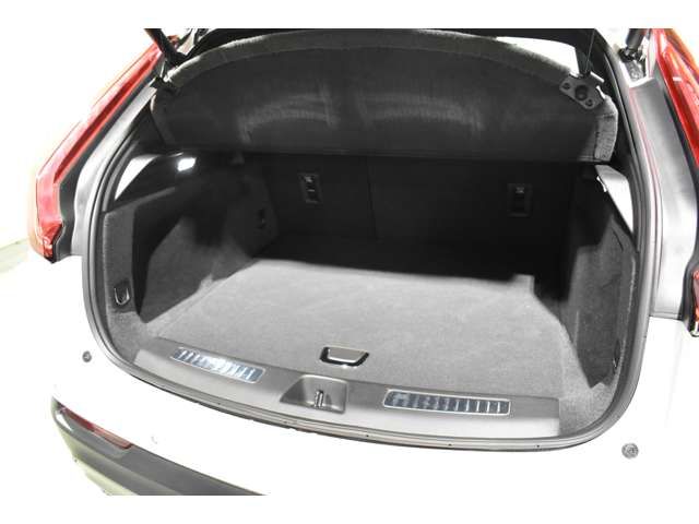 CADILLAC XT4 2022 Image 31