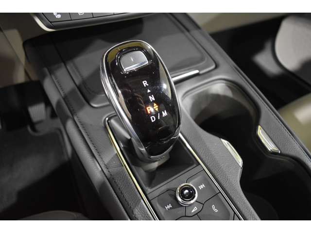 CADILLAC XT4 2022 Image 31