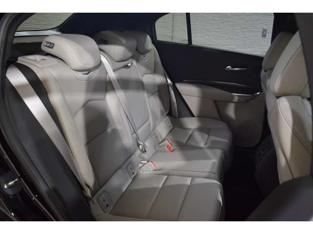 CADILLAC XT4 2023 Image 31