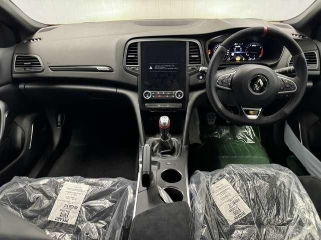 RENAULT MEGANE HATCH 2025 Image 31