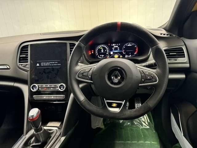 RENAULT MEGANE HATCH 2025 Image 31