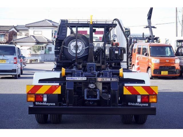 MITSUBISHI FUSOU FIGHTER 2024 Image 31