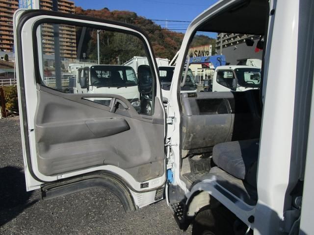 MITSUBISHI CANTER 2008 Image 31