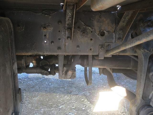 HINO PROFIA 2006 Image 31