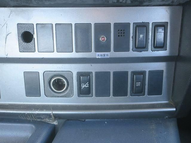 HINO PROFIA 2006 Image 31