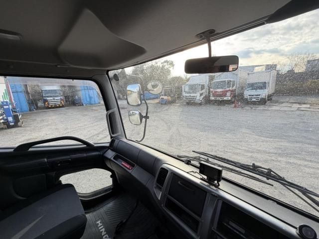 HINO RANGER 2014 Image 31