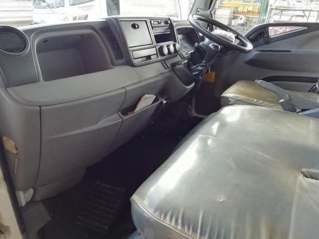MITSUBISHI CANTER 2013 Image 31