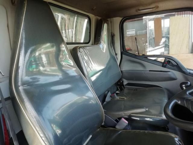 MITSUBISHI CANTER 2013 Image 31