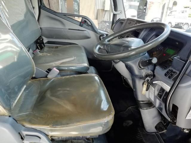 MITSUBISHI CANTER 2013 Image 31