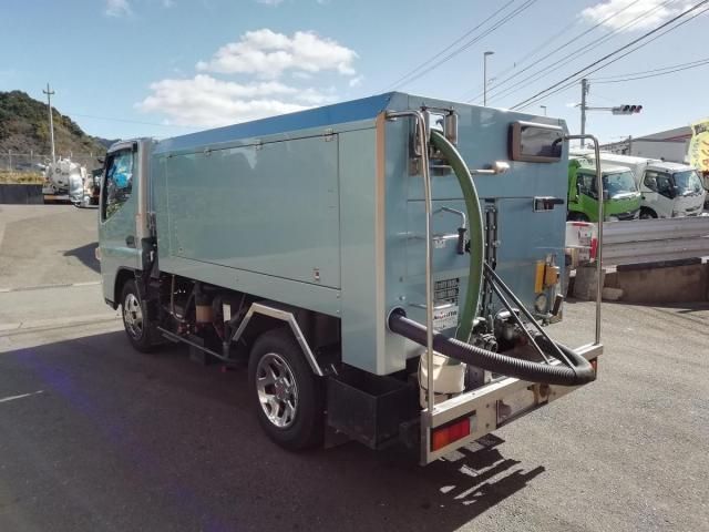 MITSUBISHI CANTER 2017 Image 31