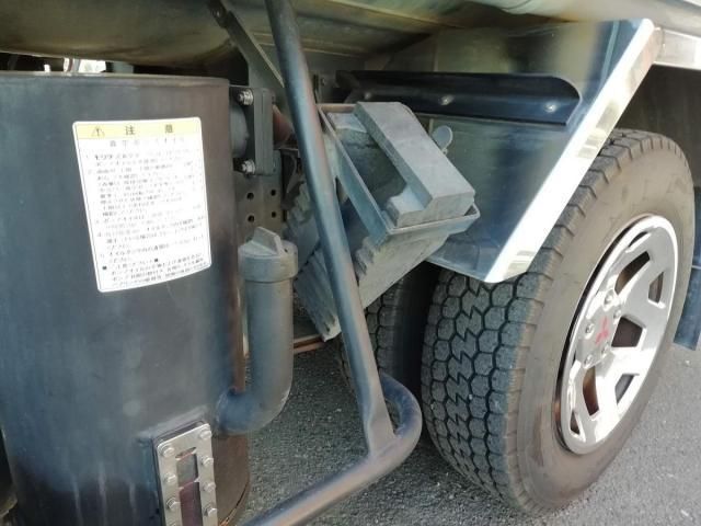 MITSUBISHI CANTER 2017 Image 31