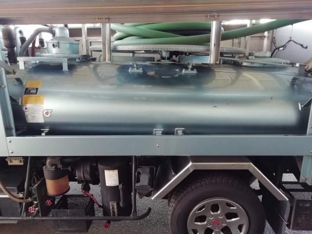 MITSUBISHI CANTER 2017 Image 31