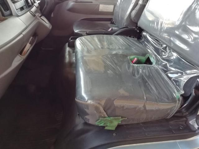 MITSUBISHI CANTER 2017 Image 31