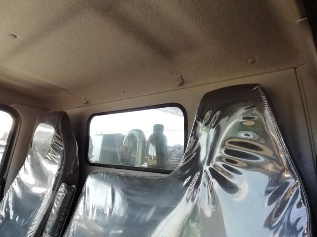 MITSUBISHI CANTER 2017 Image 31