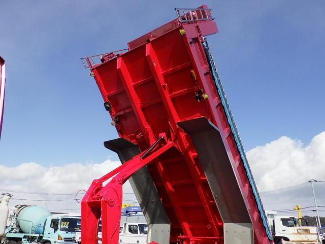 ISUZU GIGA 2013 Image 31