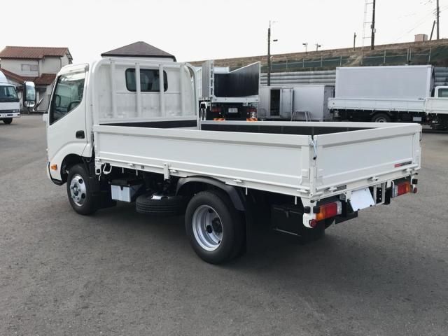 HINO DUTRO 2025 Image 31