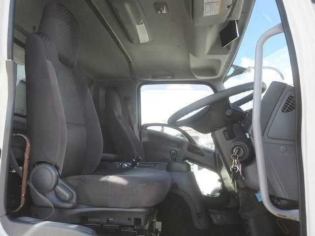 ISUZU FORWARD 2015 Image 31