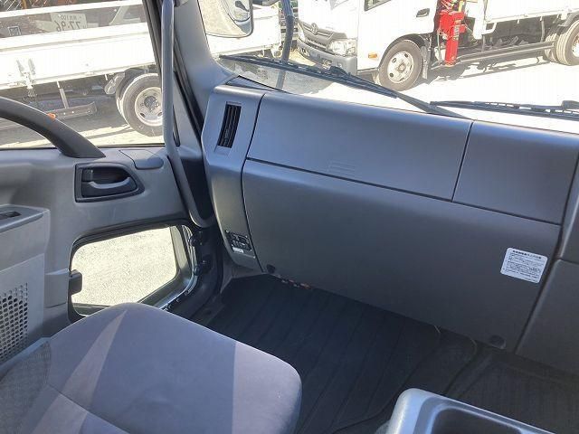 ISUZU FORWARD 2015 Image 31